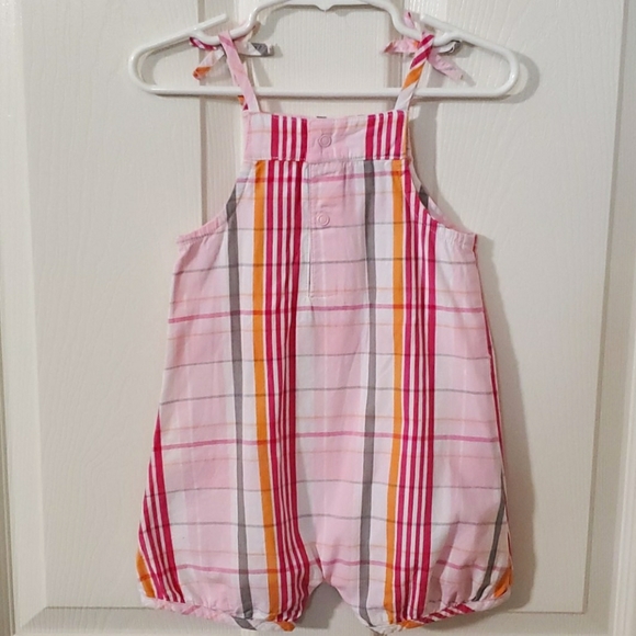 Carter's Pink Plaid Snap Romper with Applique Flowers Baby Girl Size 12 Months - Picture 2 of 3